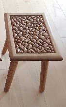 Shikaku Stool: Oak Leaf